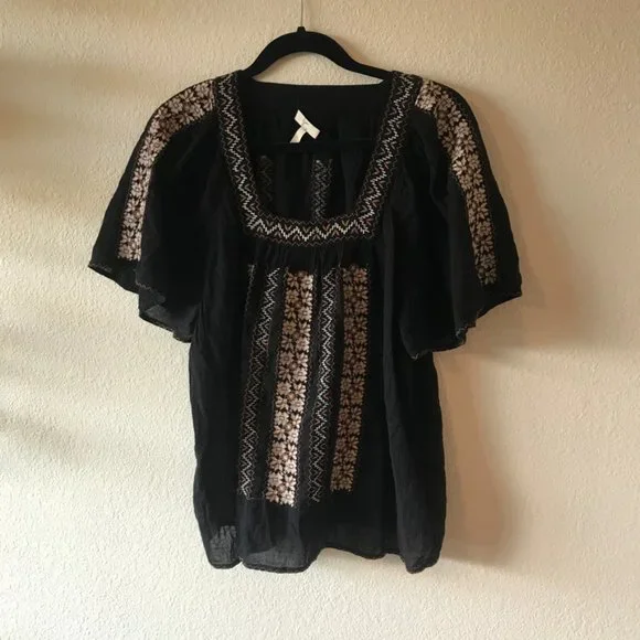 Joie Tahoma Embroidered Blouse black mexican influence worn by CECe on new girl - Picture 3 of 9